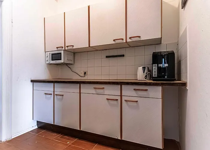 Modern Private In The Heart Of *